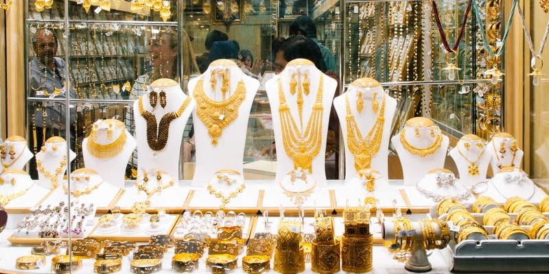 A jewelry store in Dubai displays its gold pieces.