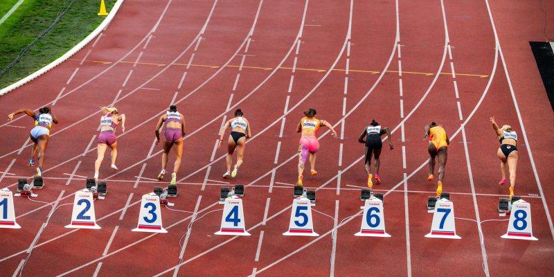 Women's 100 meter race