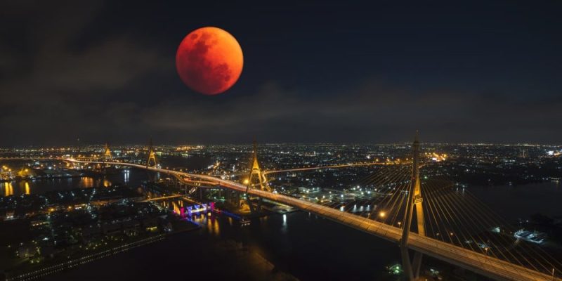 blood moon